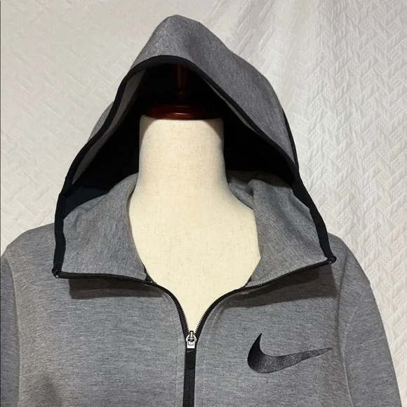 Nike Men's Charcoal Gray Hooded Jacket - Picture 2 of 5